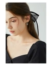 Black heart-shaped earrings, 2023 new style, elegant ear clips, niche design earrings, high-end ear studs -0101 Jia Liang Accessories Item Picture